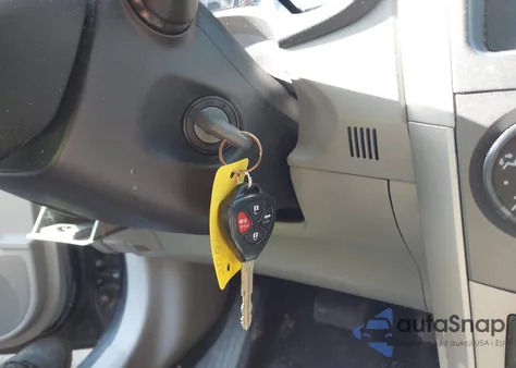 2013 Toyota Corolla Le z USA, uszkodzony, nr VIN 5YFBU4EE2DP169733